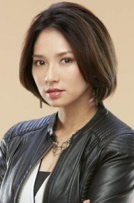 野波麻帆
