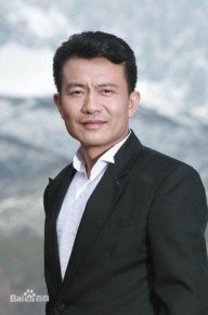 李强