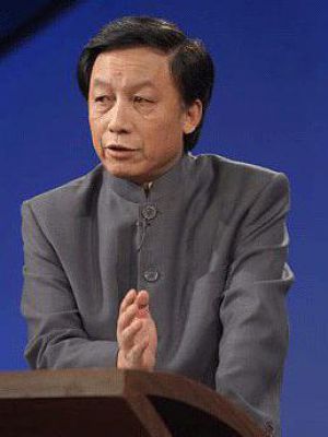 易中天